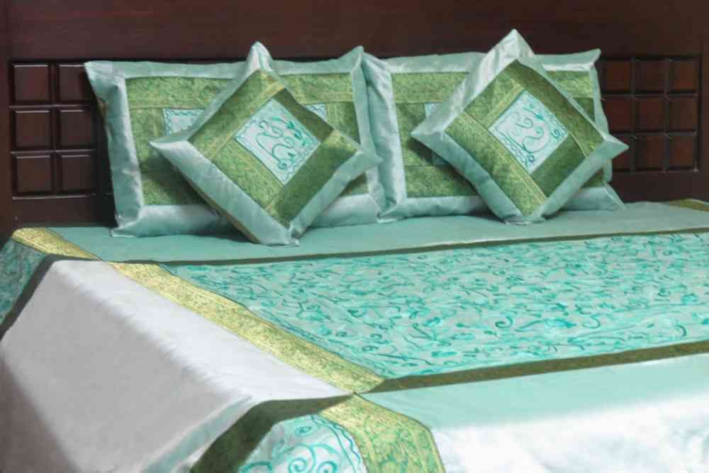 Embroidered Waterfall Green 5 Piece Silk Bedcover Set