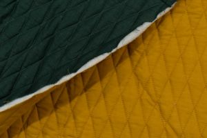 OLIVE MUSTARD REVERSIBLE COTTON QUILTED FABRIC-HF5448