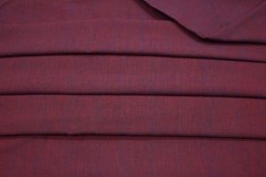 PLUM RED DOUBLE TONE HANDWOVEN COTTON FABRIC-HF2038