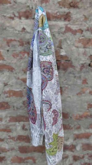 WHITE PAISLEY FASHION SCARVES FOR WOMEN MADE IN INDIA